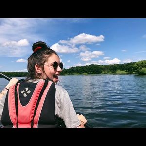 Meet your Posher, Lizzy